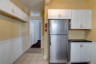 1126 1st St SW, Cedar Rapids, IA 52404 - photo 7