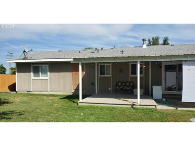 3065 Walnut St, Baker City, OR 97814 - photo 3