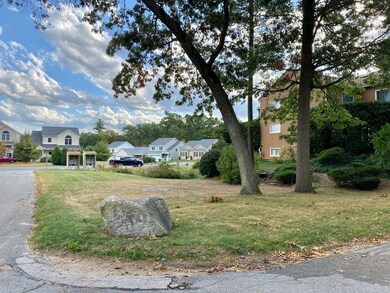 1 Loyalist Dr, Uxbridge, MA 01569 - photo 3