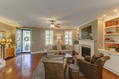 2584 Kings Gate (48)