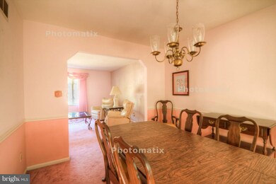 5820 Miriam Dr, Sykesville, MD 21784 - photo 6