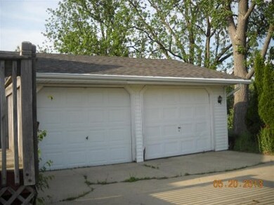 56150 Larrison Blvd, New Carlisle, IN 46552 - photo 3