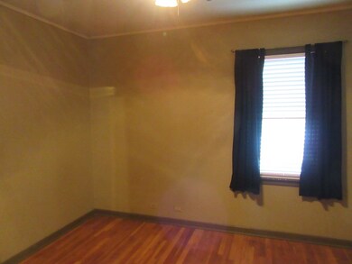 928 S Fairfield Ave, Elmhurst, IL 60126 - photo 6