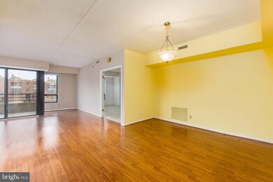 Park Plaza Condominiums unit 214, Wilmington, DE 19806 - photo 5