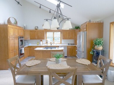 Eat-in kitchen to dining room