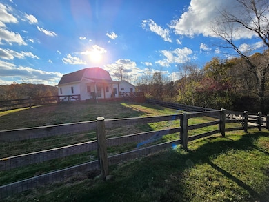 28841 Coshocton Rd, Howard, OH 43028 - photo 2