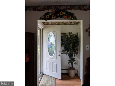 823 Vermont Ave, Woodbury, NJ 08096 - photo 2