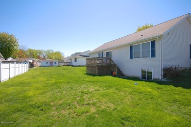 4649_HiddenCreekLn_05
