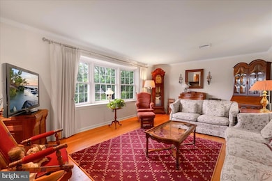 360 Warren St, New Holland, PA 17557 - photo 5