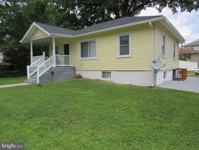 313 44th St NE, Washington, DC 20019 - photo 3