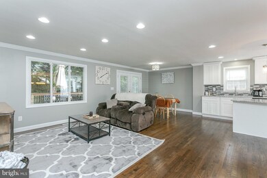 9509 Gunview Rd, Nottingham, MD 21236 - photo 7