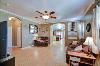 living room-2-2