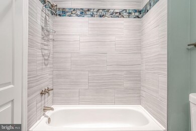 20313 Beaconfield Terrace unit 102, Germantown, MD 20874 - photo 5