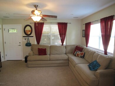 6714 London Bridge Ln, Jacksonville, FL 32210 - photo 3