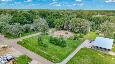 204 E 3rd St, Urich, MO 64788 - photo 3