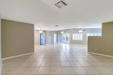 1118 W Mountain View Dr - 6