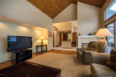 2252 Hummingbird-8