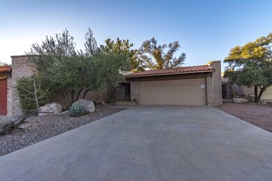 8469 N Via Tioga__125
