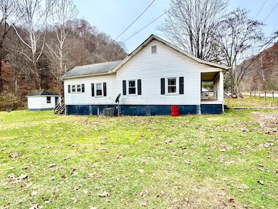 2342 Roda Rd, Appalachia, VA 24216 - photo 4