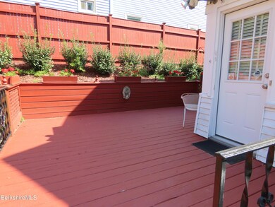 side deck