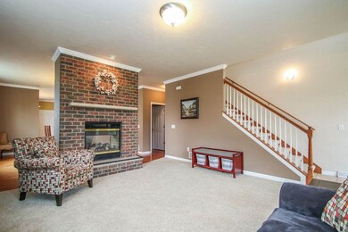 5215 Teaberry Ln unit 1, Fitchburg, WI 53711 - photo 3