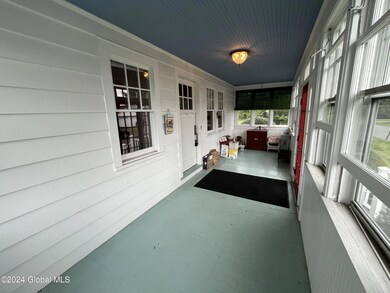 41 Meadowlawn Ave, Troy, NY 12180 - photo 5