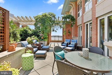 717 President St unit PH801, Baltimore, MD 21202 - photo 4