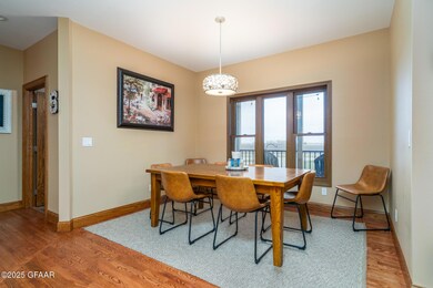 2801 69th Ave S, Grand Forks, ND 58201 - photo 4