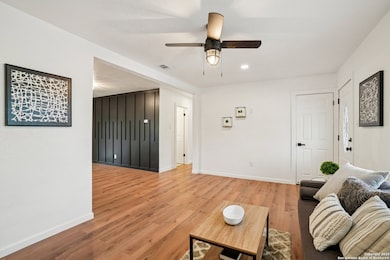 7203 Timber Ridge Dr, San Antonio, TX 78227 - photo 7