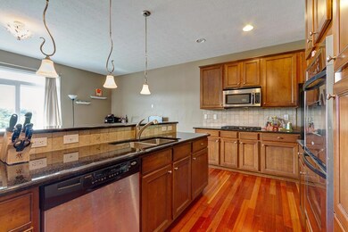67_Highland_Pointe-20