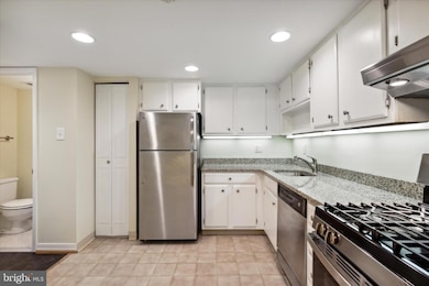 66 Old Forge Crossing unit 66, Devon, PA 19333 - photo 7