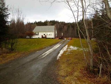 1372 Bear Rock Rd, Stewartstown, NH 03576 - photo 6