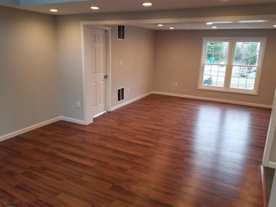 161 E Wyoming Ave, Absecon, NJ 08201 - photo 4