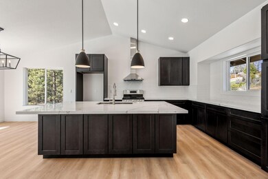 19126 Pumice Butte Rd, Bend, OR 97702 - photo 6