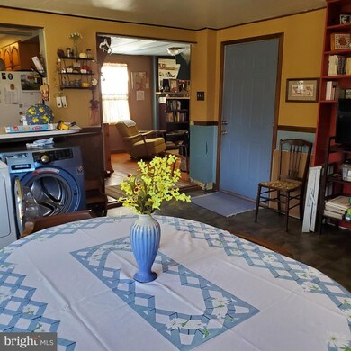 218 W Sherman St, McAdoo, PA 18237 - photo 7