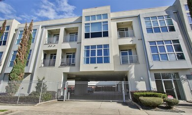 Welcome to Pierce Street Flats.