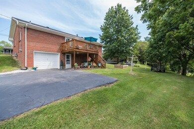 902 Beaumont Ave, Harrodsburg, KY 40330 - photo 4