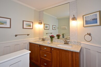 359 Russells Mills Rd, South Dartmouth, MA 02748 - photo 6