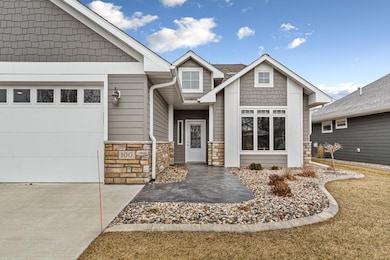 100 Viking Ct, Mankato, MN 56001 - photo 2