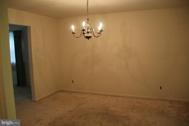 6 Forest Ridge Ct, Lutherville Timonium, MD 21093 - photo 3