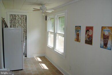 5133 Skinners Neck Rd, Rock Hall, MD 21661 - photo 3