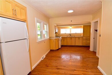 49 Strawberry Field Rd, Warwick, RI 02886 - photo 2