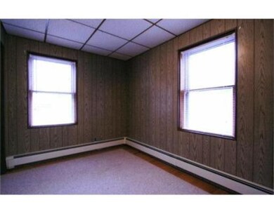 23 Montgomery St unit 1, Cambridge, MA 02140 - photo 3