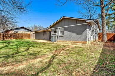 2919 W Day St, Denison, TX 75020 - photo 5