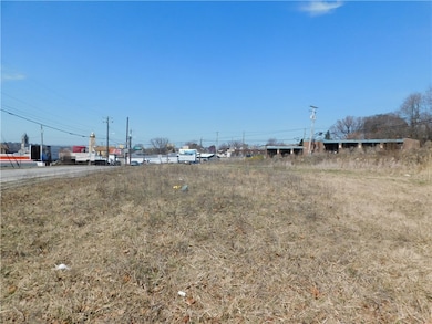 32 Coolspring St, Uniontown, PA 15401 - photo 3