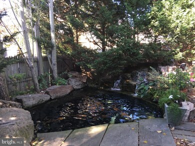 911 Nichols Dr, Laurel, MD 20707 - photo 4