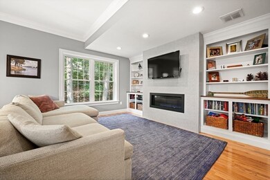 133 Chestnut St unit 2, Brookline, MA 02445 - photo 2