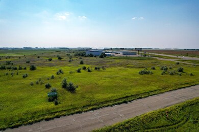 4224 4th St unit 3 Lots, Minot, ND 58703 - photo 7