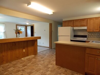 1065 Libby Rd, Saint Johnsbury, VT 05819 - photo 3