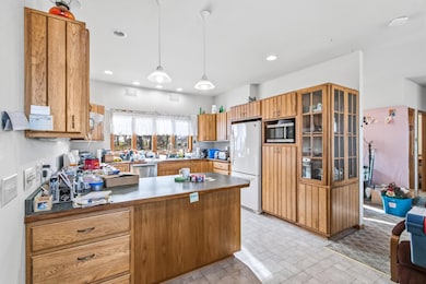 2992 Burke Rd, Sun Prairie, WI 53590 - photo 6